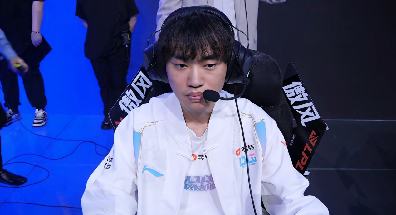 优势之下