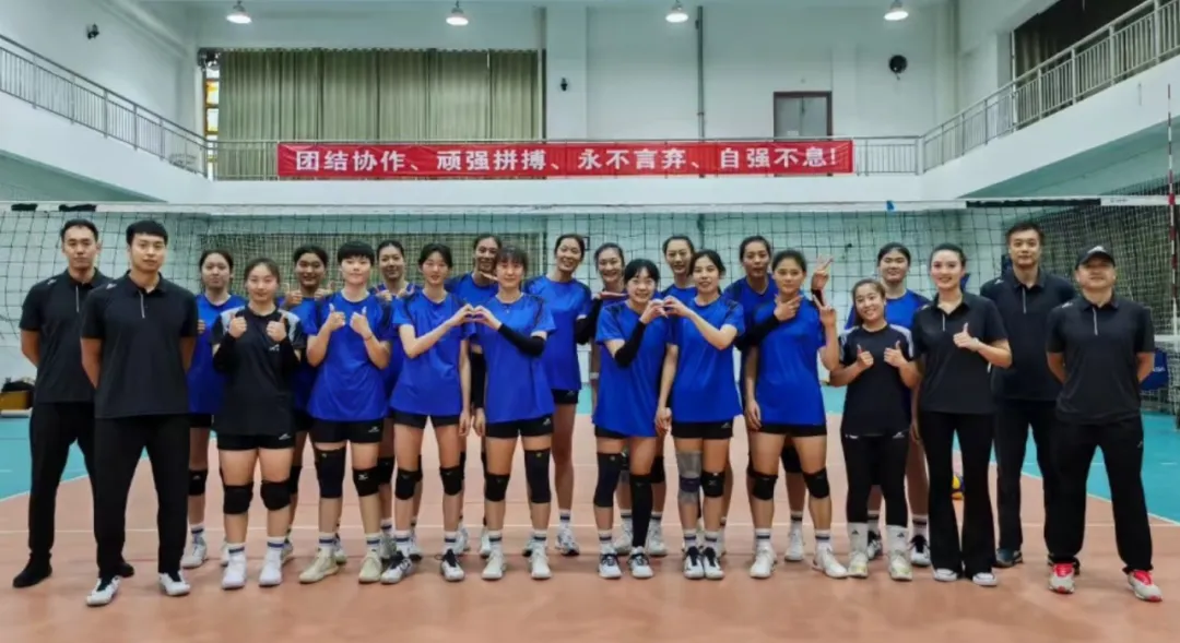 山新宁体育, 朱婷母队攻 山新宁体育, 朱婷母队攻