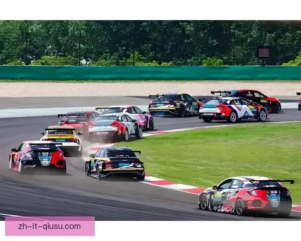 赛车入门指南：驾驶技巧、赛道选择及比赛准备，助力您快速成为赛车高手